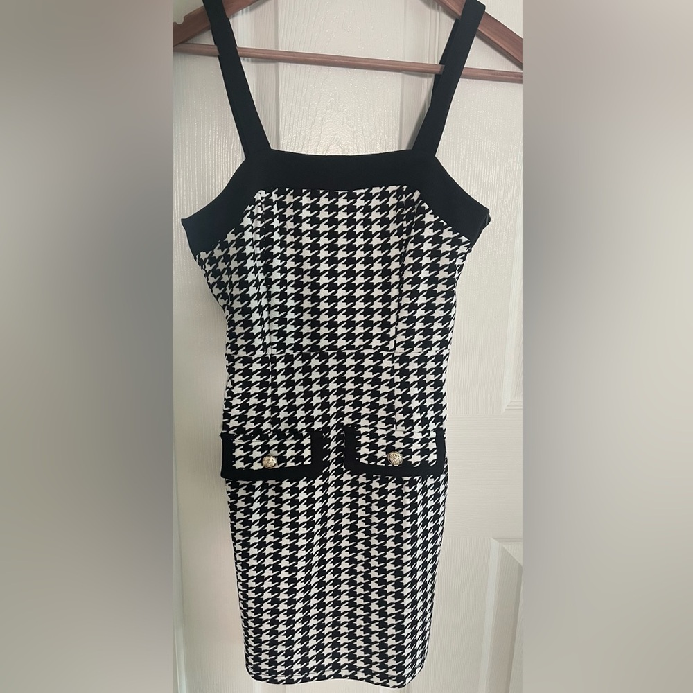 SHEIN Houndstooth Print Bodycon Dress and Crop Jacket
